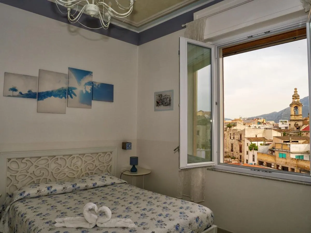 Le Cupole Deco Bed and Breakfast Palermo 2*,